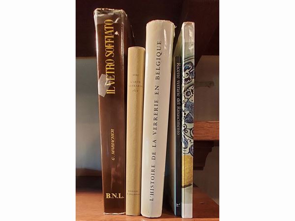 Bjorn Wiinblad per Rosenthal : Lotto di libri sul vetro antico  - Asta House Sale: Libri d'Arte - Maison Bibelot - Casa d'Aste Firenze - Milano