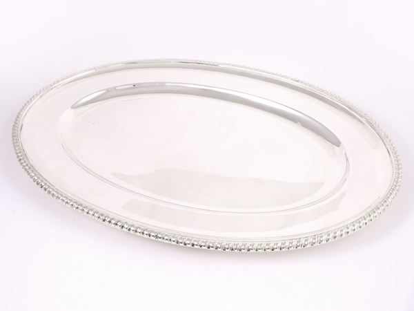 A silver oval tray