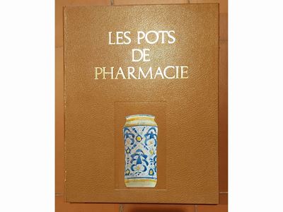 Les Pots De Pharmacie