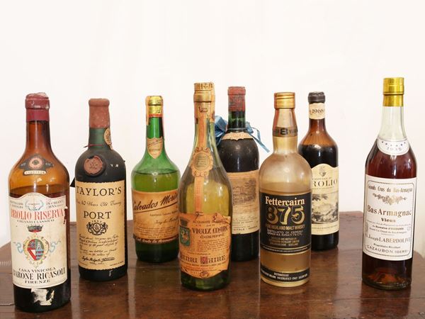 Lot of liquors and wines