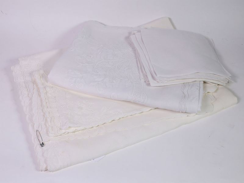 Due Tovaglie in Lino Bianco