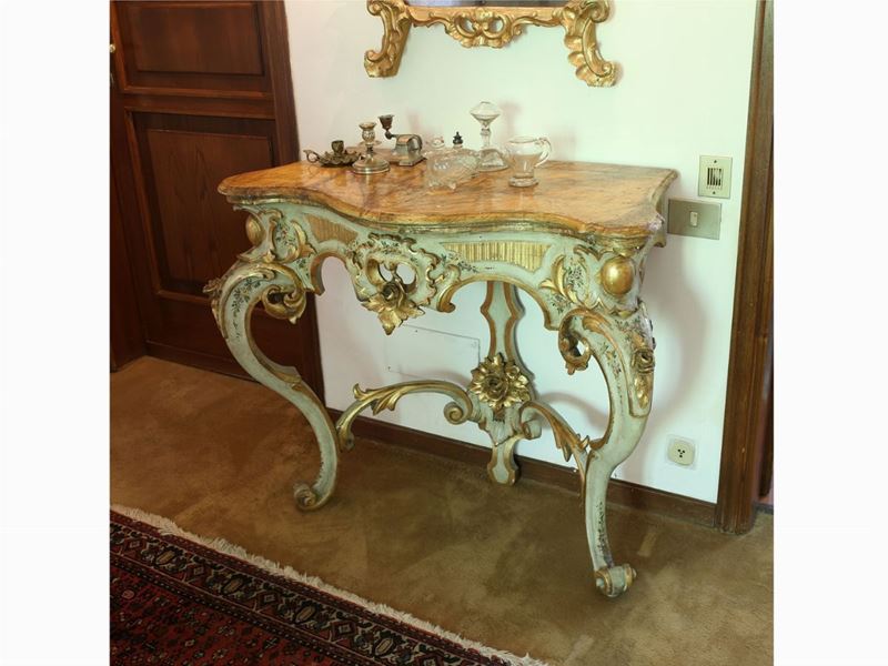 Console in Legno Laccato Verde Acqua e Lumeggiato in Oro