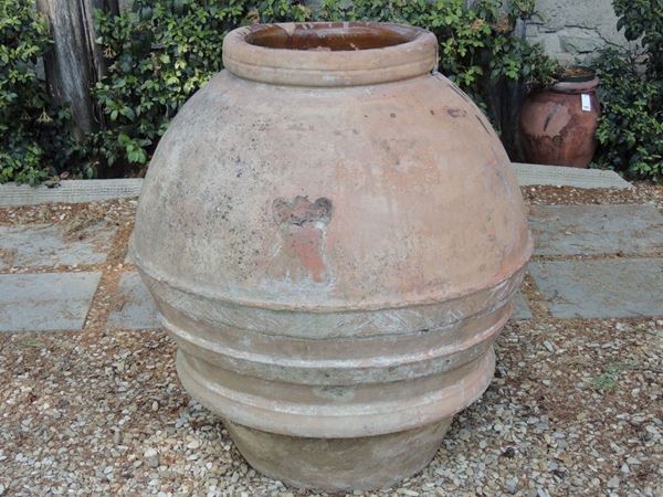 A large galestro terracotta jar