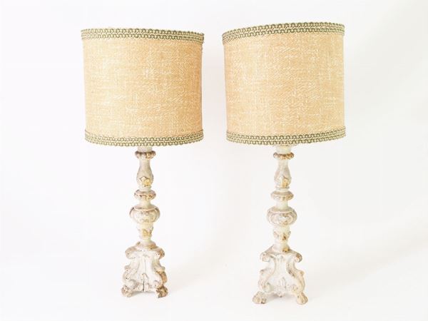 A pair of giltwood and curved small torciera