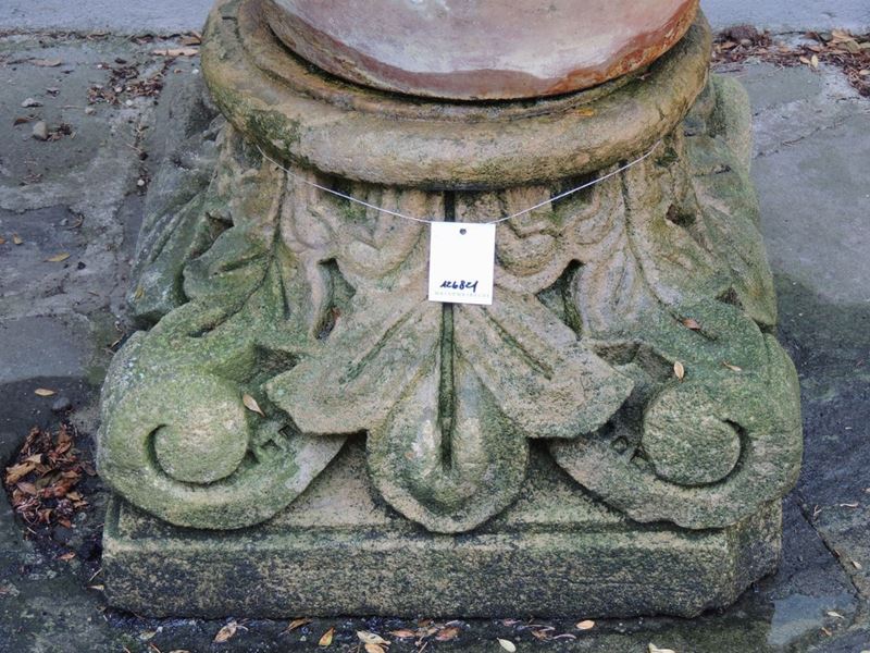 Capitello Corinzio in Pietra Arenaria