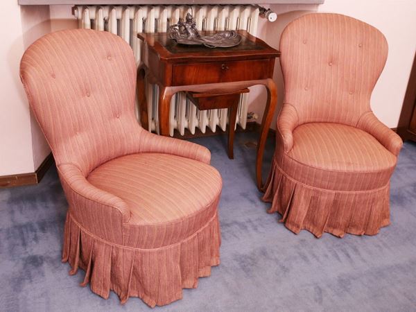 A pair of upholstered small bedroom armchairs  - Auction The Collector's House - Villa of the Azaleas in Florence - II - II - Maison Bibelot - Casa d'Aste Firenze - Milano