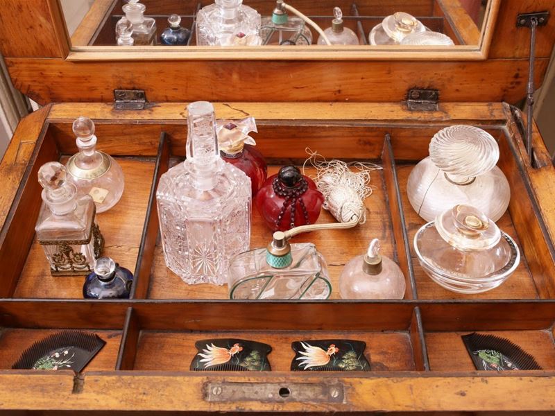 Collezione di Curiosità da Toilette