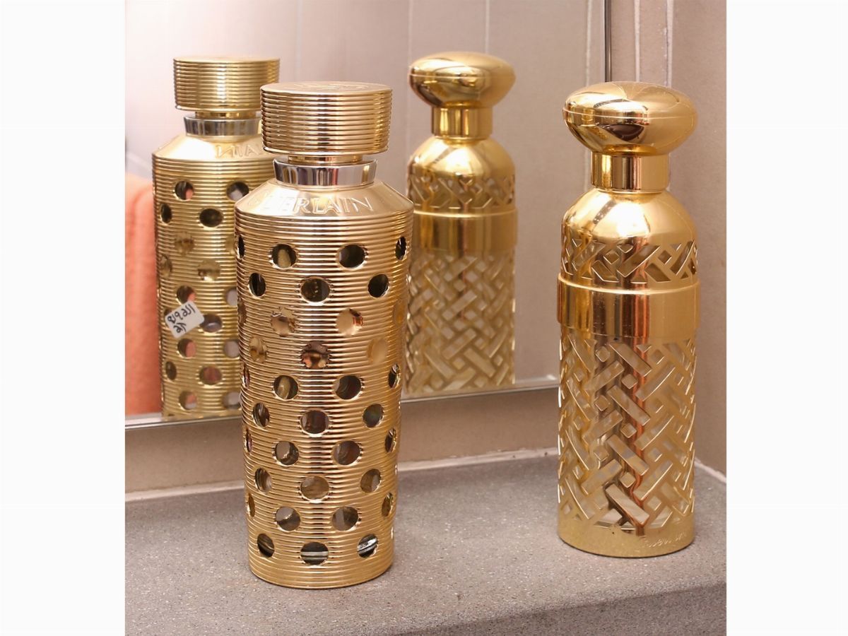 Collezione di Curiosità da Toilette