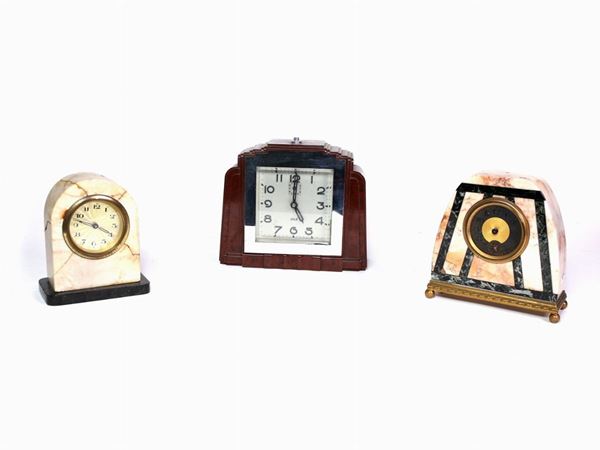 Three alarm clocks  (early 20th century)  - Auction House Sale: Curiosities: Vintage, Garret and Cellar - Maison Bibelot - Casa d'Aste Firenze - Milano