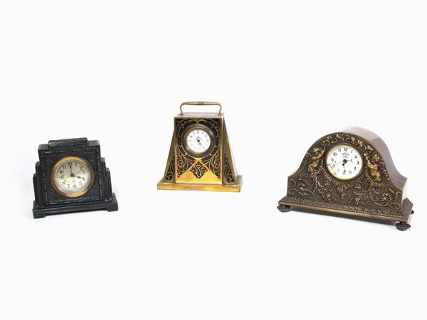 Three metal alarm clocks  (early 20th century)  - Auction House Sale: Curiosities: Vintage, Garret and Cellar - Maison Bibelot - Casa d'Aste Firenze - Milano
