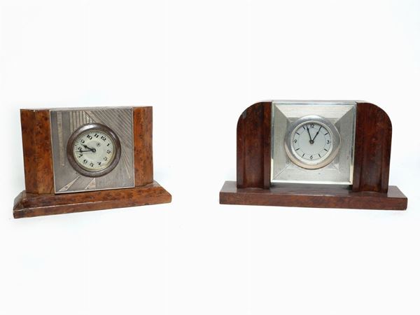 Two silver alarm clocks  (Thirties)  - Auction House Sale: Curiosities: Vintage, Garret and Cellar - Maison Bibelot - Casa d'Aste Firenze - Milano