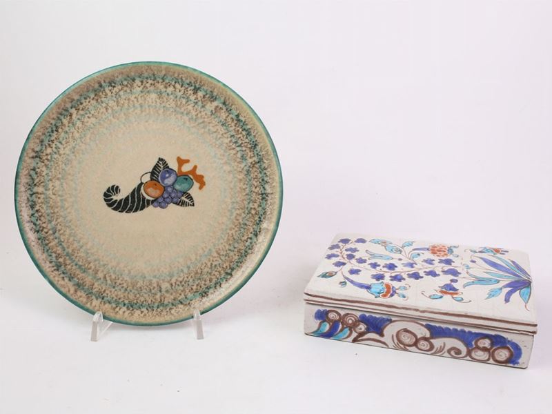 Due Oggetti in Ceramica