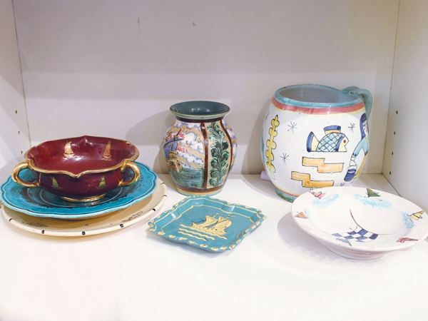 Miscellanea di oggetti in ceramica