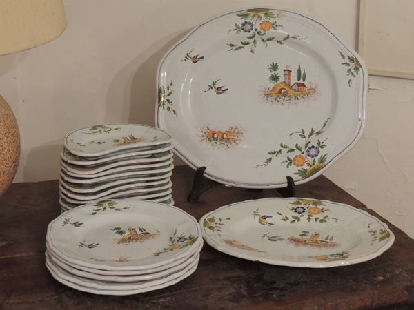A ceramic dish set  (Italy, Gualdo Tadino)  - Auction House Sale: Curiosities: Vintage, Garret and Cellar - Maison Bibelot - Casa d'Aste Firenze - Milano