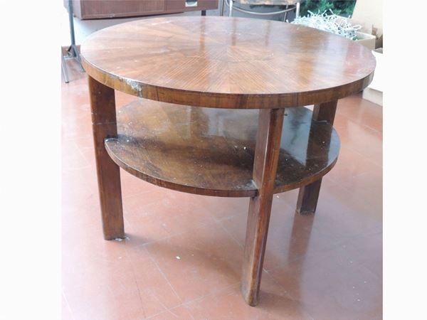 A coffee table  (Thirties)  - Auction House Sale: Curiosities: Vintage, Garret and Cellar - Maison Bibelot - Casa d'Aste Firenze - Milano