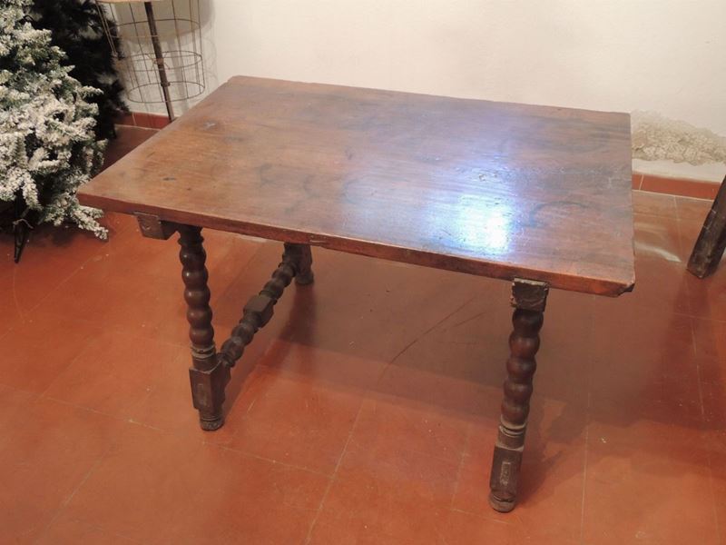 Tavolo Basso in Noce