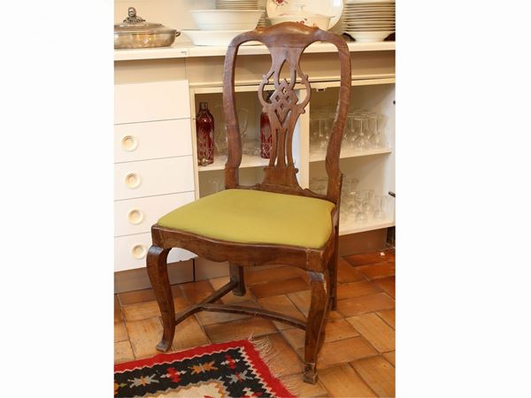 A set of six walnut "pattona" chairs  (Italy, Tuscany, mid 18th century)  - Auction The Collector's House - Villa of the Azaleas in Florence - I - I - Maison Bibelot - Casa d'Aste Firenze - Milano