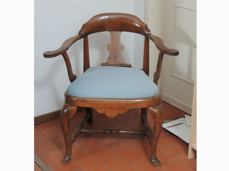 Poltroncina a Pozzetto in Noce