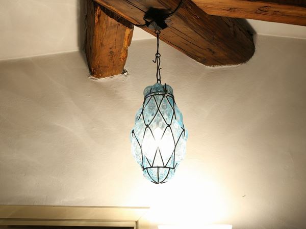 Piccola lanterna in vetro soffiato azzurro