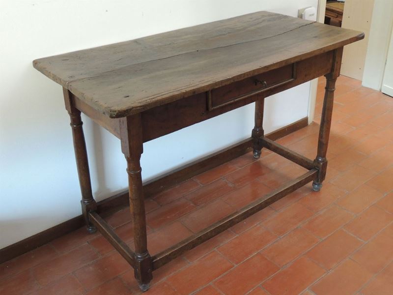 Tavolo Rustico in Noce