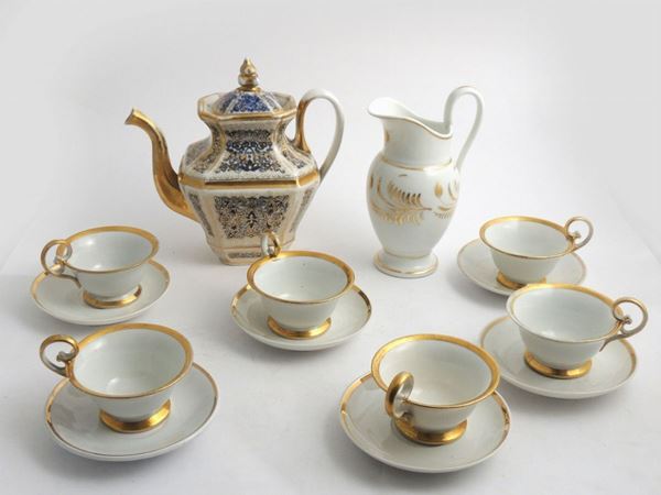 A porcelain items lot  (Italy, Ginori, 19th century)  - Auction House Sale: Curiosities: Vintage, Garret and Cellar - Maison Bibelot - Casa d'Aste Firenze - Milano