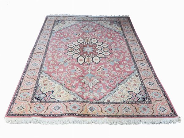 A Ardebil persian carpet  - Auction The Collector's House - Villa of the Azaleas in Florence - III - III - Maison Bibelot - Casa d'Aste Firenze - Milano