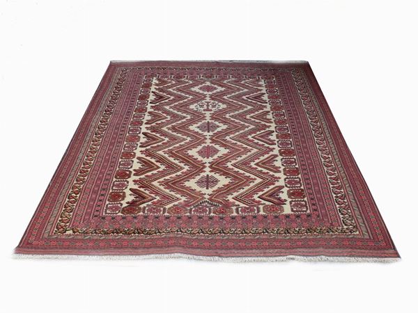 A Sumak carpet  - Auction The Collector's House - Villa of the Azaleas in Florence - III - III - Maison Bibelot - Casa d'Aste Firenze - Milano