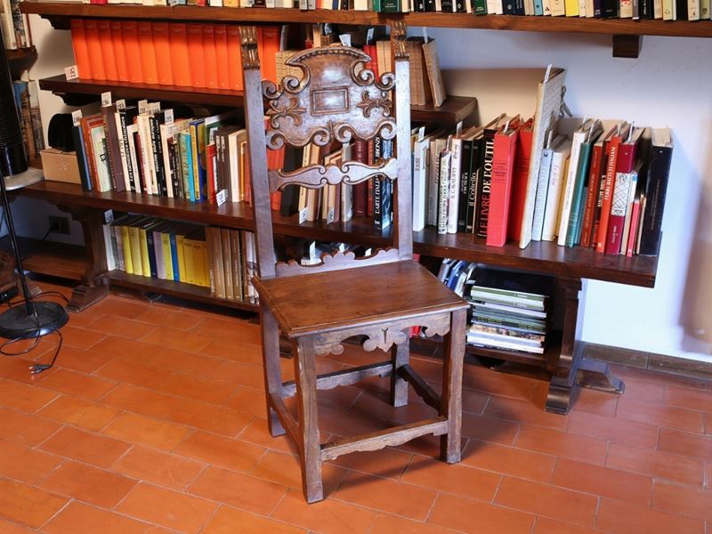 Serie di Tre Sedie in Noce