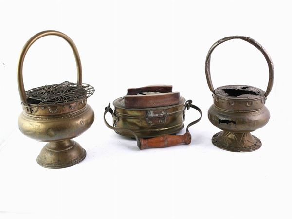 Three metal warmer  - Auction House Sale: Curiosities: Vintage, Garret and Cellar - Maison Bibelot - Casa d'Aste Firenze - Milano