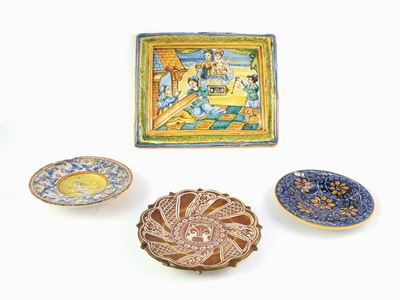 Lotto di Oggetti in Maiolica