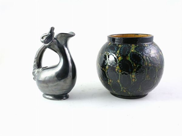 Rwo ceramic vases