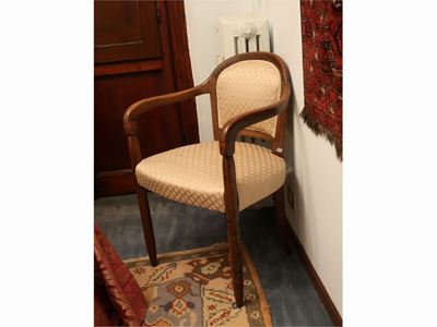 Poltroncina in Noce