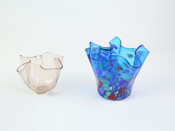 Two blown glass Fazzoletto Venini vases  (Murano, 20th century)  - Auction The Collector's House - Villa of the Azaleas in Florence - III - III - Maison Bibelot - Casa d'Aste Firenze - Milano