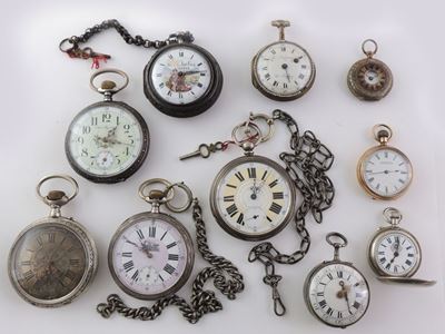 Dieci Orologi da Tasca Waltham Mass, Ant Rey e Senza Marca in Varie Leghe