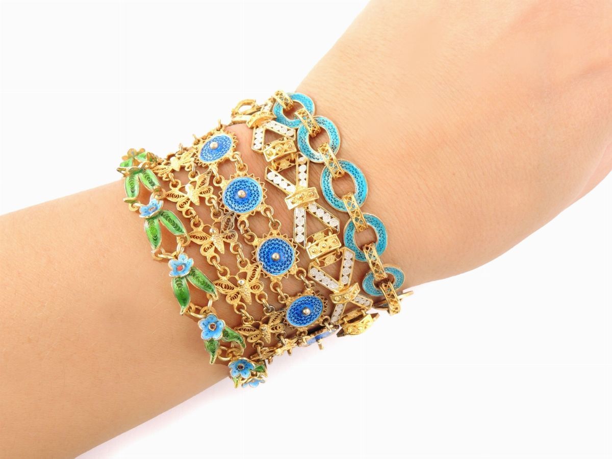 Nove Bracciali in Argento 800/1000 e Smalti Policromi