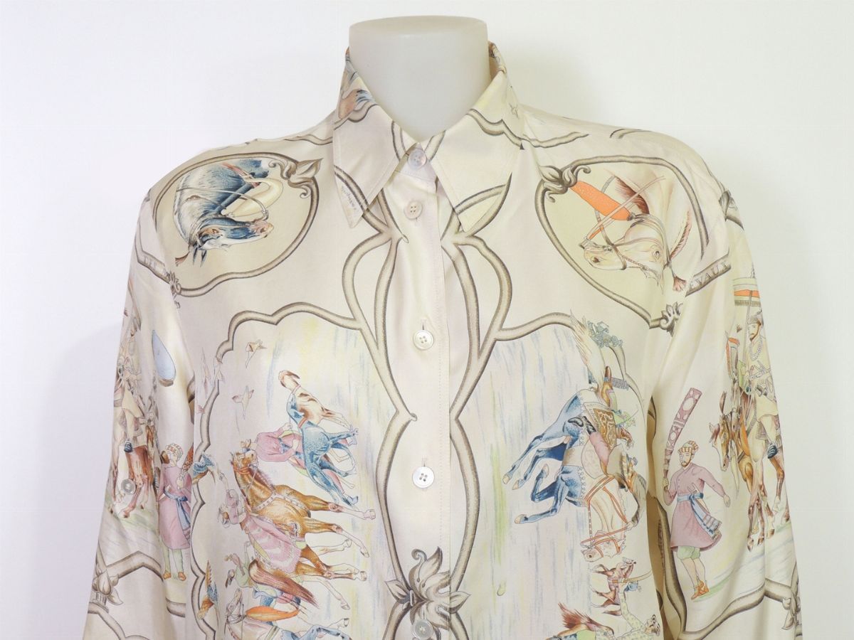 Lotto di Abbigliamento, Hermès