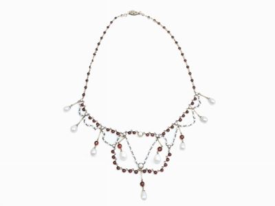 Collana in Oro Giallo con Granati e Perle Coltivate