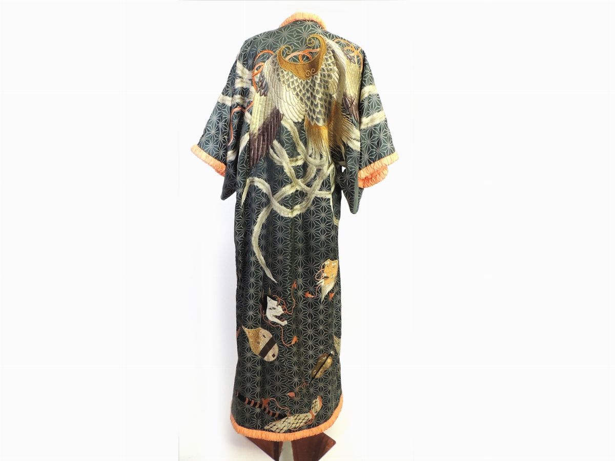 Kimono da Cerimonia in Seta Grigia