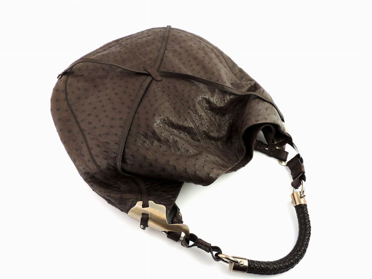 Borsa a Spalla in Struzzo Marrone, Salvatore Ferragamo