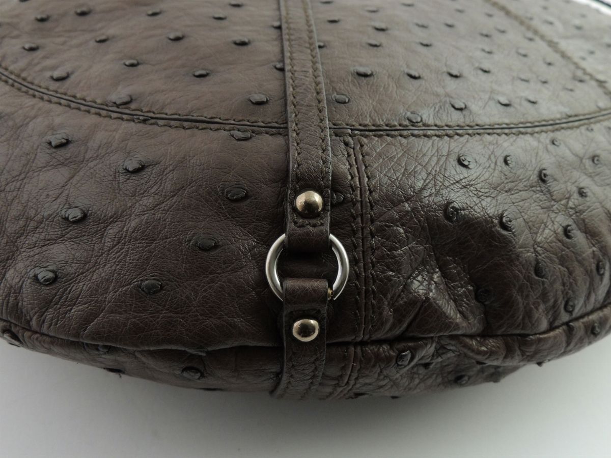 Borsa a Spalla in Struzzo Marrone, Salvatore Ferragamo