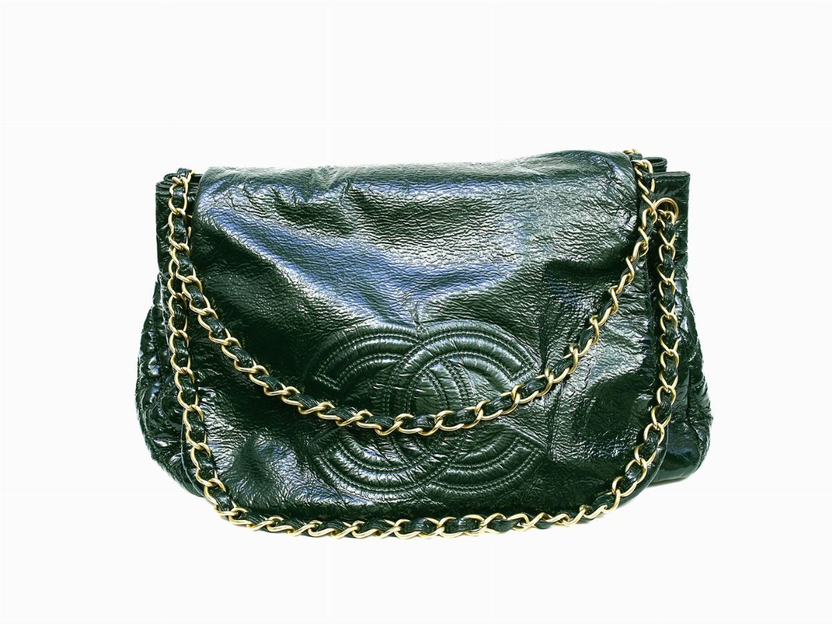 Borsa a Spalla in Pelle Verniciata Verde, Chanel