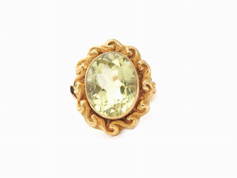 Anello in Oro Giallo con Berillo Eliodoro