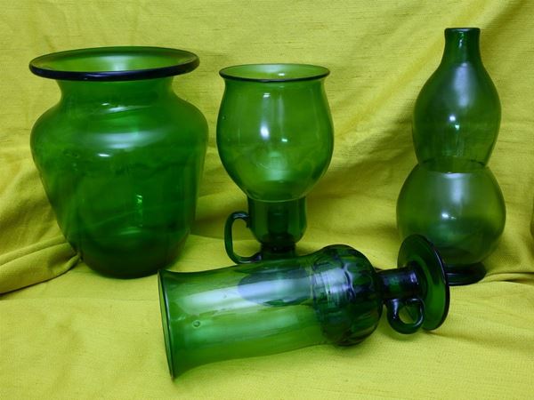 Lot of objects in Empoli glass