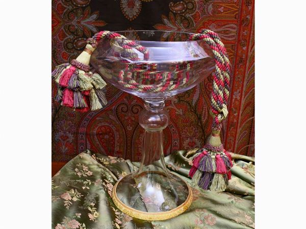 Grande vaso ad alzata in vetro  - Asta La casa fiorentina del soprano Marcella Tassi - Maison Bibelot - Casa d'Aste Firenze - Milano