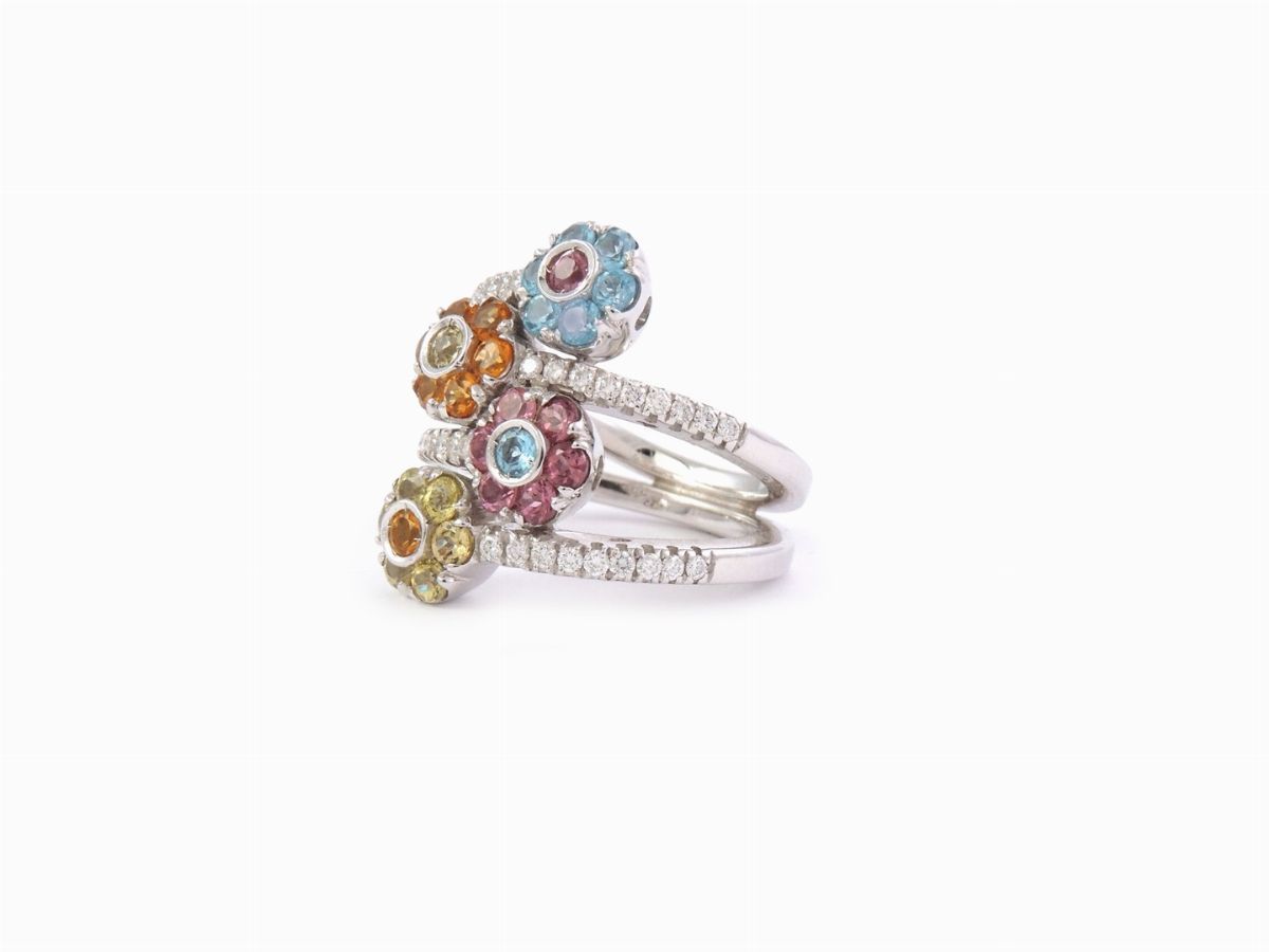 Anello in Oro Bianco, Diamanti e Pietre Semipreziose