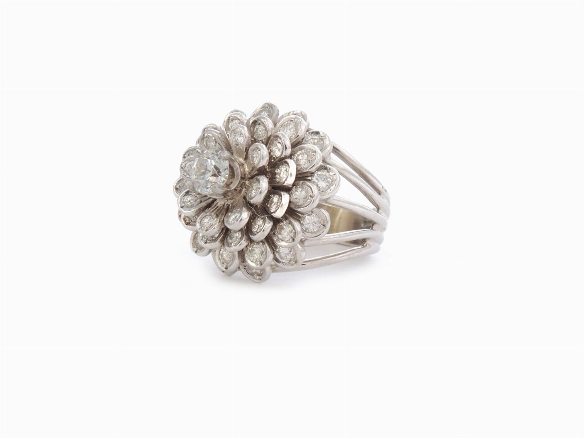 Anello in Oro Bianco e Diamanti