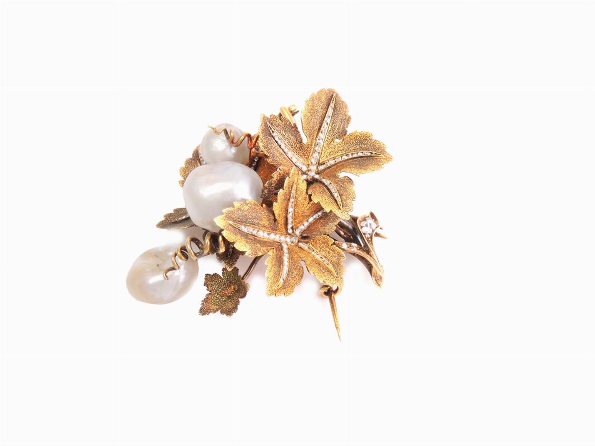 Spilla in Oro Giallo, Diamanti e Perle