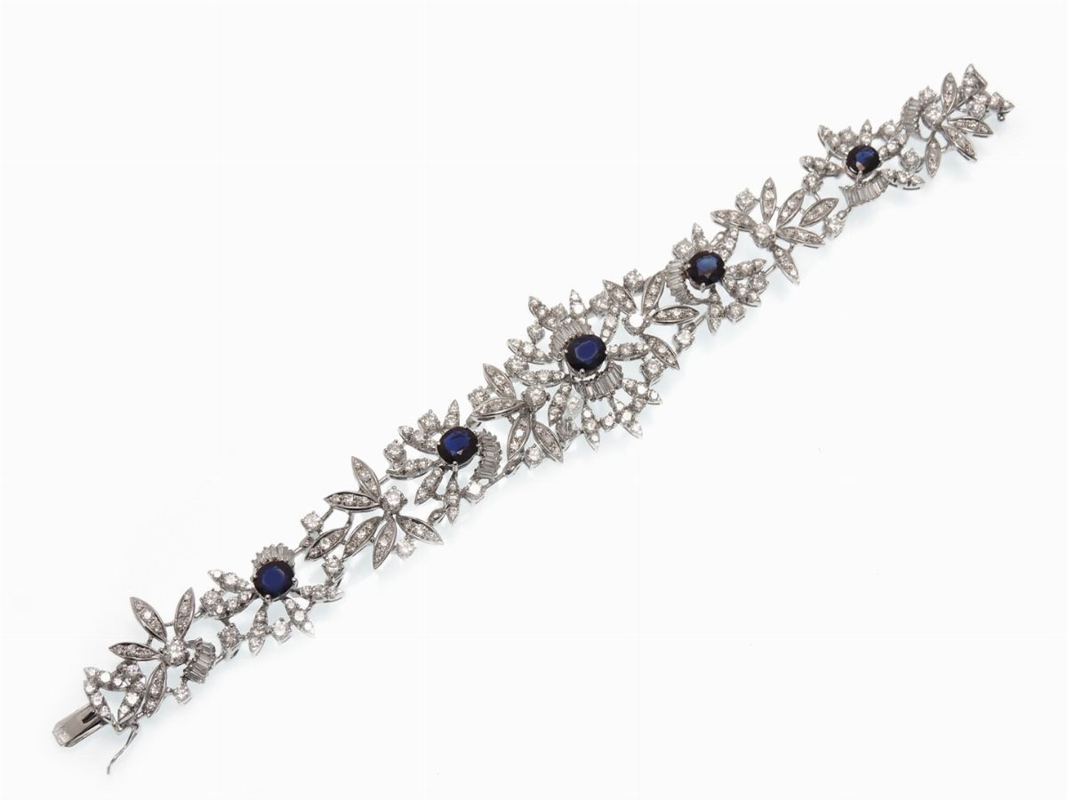 Bracciale in Oro Bianco con Diamanti e Zaffiri