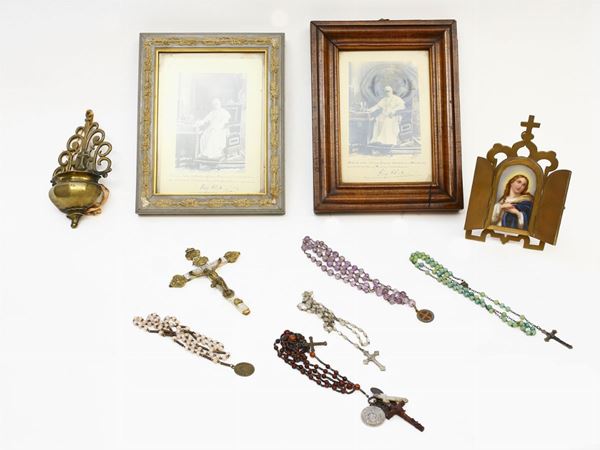 A lot of devotional objects  (19th/20th century)  - Auction Antiquities, Interior Decorations and Vintage  from the Panarello Gallery in Taormina - Maison Bibelot - Casa d'Aste Firenze - Milano
