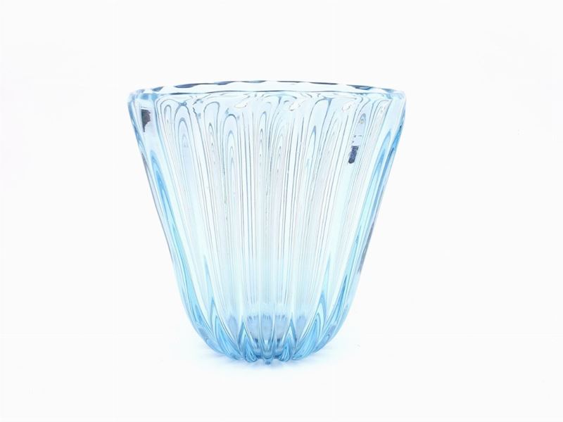 Grande Vaso in Vetro Soffiato Celeste a Costolature